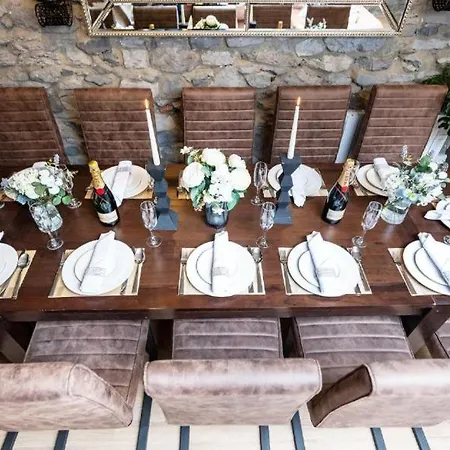 Luxury - Center - Large Garden With Hot Tub -7 Bedrooms-4 Bathrooms Apartamento *